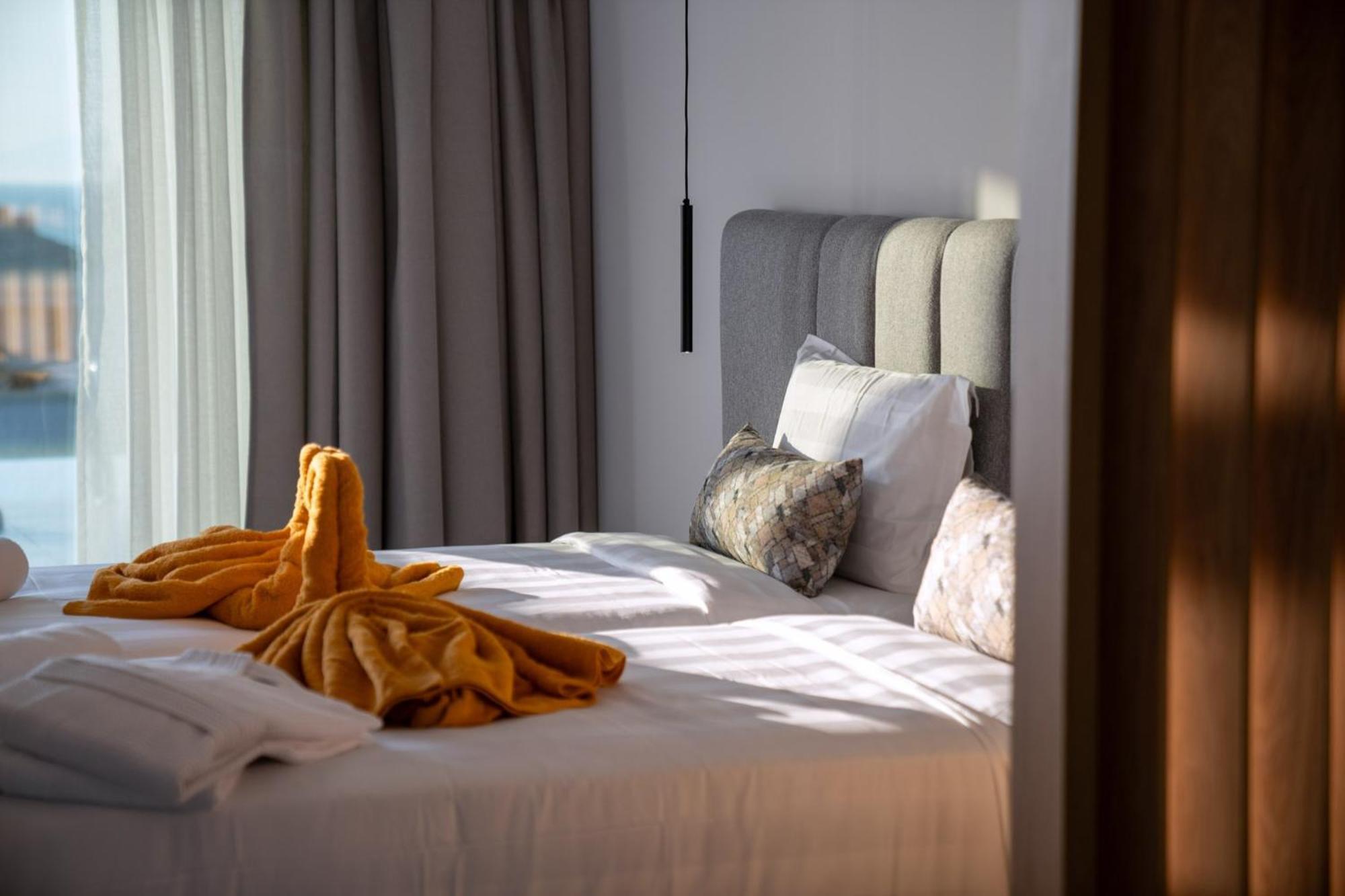 Thimios Suites Adults Only アカラヴィ エクステリア 写真